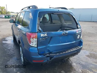 2010 Subaru Forester X Premium с VIN JF2SH6CC4AH797075, выставлен на аукционе IAAI как лот 42322590 с пробегом 214 976 миль миль и . История ставок и продаж доступна на DreamBid. Изображение 6.