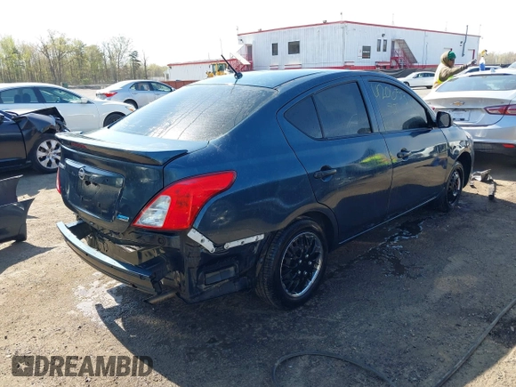 2015 Nissan Versa SV with VIN 3N1CN7AP4FL944238, listed as a IAAI auction lot 42065388 with 196,083 mi miles. Bid and sale history available at carsss.com. Image 4.