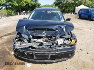 2003 BMW 3 Series 330xi with VIN WBAEW53413PG21999, listed as a Copart auction lot 60724374 with 137,242 mi miles and Salvage Title. Bid and sale history available at carsss.com. Image 5.