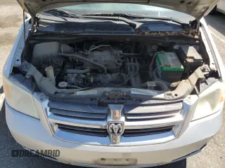 2010 Dodge Grand Caravan SXT z VIN 2D4RN5D13AR331626, wystawiony jako Copart lot #55522315 z przebiegiem 170 202 mil mil oraz Czysty tytuł • Clean title. Historia ofert i sprzedaży dostępna na DreamBid. Obrazek 12.