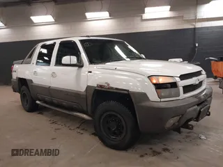 2005 Chevrolet Avalanche LS z VIN 3GNGK22G05G118929, wystawiony jako IAAI lot #42364988 z przebiegiem 280 772 mil mil oraz . Historia ofert i sprzedaży dostępna na DreamBid. Obrazek 1.