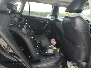 2021 Toyota RAV4 XLE Premium with VIN 2T3C1RFV9MW162776, listed as a Copart auction lot 55336675 with 79,060 mi miles and Salvage title. Bid and sale history available at DreamBid. Image 11.