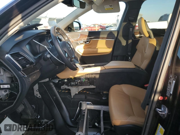 2016 Volvo XC90 T6 Momentum with VIN YV4A22PK3G1056159, listed as a Copart auction lot 47103025 with 120,773 mi miles and Salvage Title. Bid and sale history available at carsss.com. Image 7.