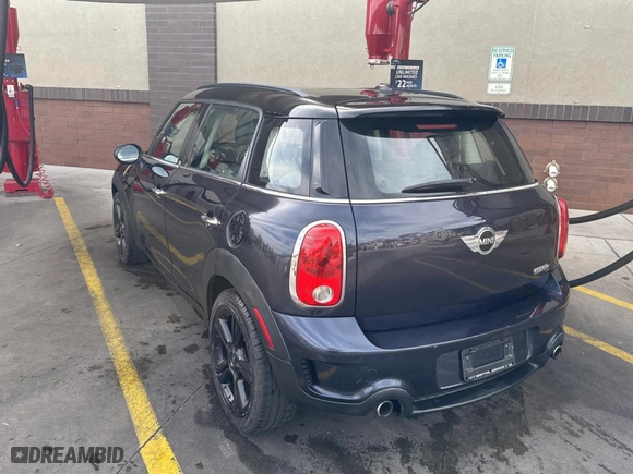 2011 MINI Cooper Countryman S with VIN WMWZC3C53BWL79029, listed as a Copart auction lot 45524445 with 128,744 mi miles and Clean Title. Bid and sale history available at carsss.com. Image 3.