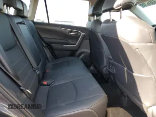 2023 Toyota RAV4 XLE Premium z VIN 2T3A1RFV1PW338747, wystawiony jako Copart lot #63516035 z przebiegiem 31 996 mil mil oraz Szkoda całkowita • Salvage title. Historia ofert i sprzedaży dostępna na DreamBid. Obrazek 11.