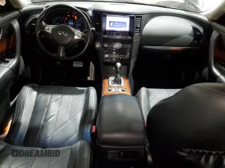 2014 Infiniti QX70 z VIN JN8CS1MW0EM411494, wystawiony jako Copart lot #55810625 z przebiegiem 94 258 mil mil oraz Szkody całkowita. Historia ofert i sprzedaży dostępna na DreamBid. Obrazek 8.