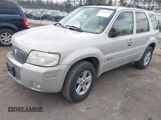 2007 Mercury Mariner with VIN 4M2CU39H97KJ18357, listed as a IAAI auction lot 41378708 with 118,381 mi miles. Bid and sale history available at carsss.com. Image 2.
