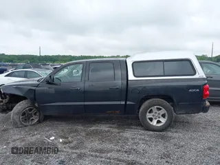 2008 Dodge Dakota с VIN 1D7HW68NX8S560117, выставлен на аукционе IAAI как лот 42383642 с пробегом 108 639 миль миль и . История ставок и продаж доступна на DreamBid. Изображение 14.