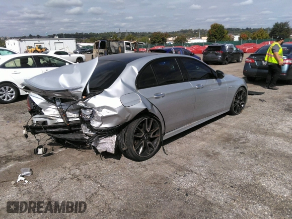 2018 Mercedes-Benz E AMG E 43 with VIN WDDZF6EB8JA486593, listed as a IAAI auction lot 40496961 with 78,160 mi miles. Bid and sale history available at carsss.com. Image 4.