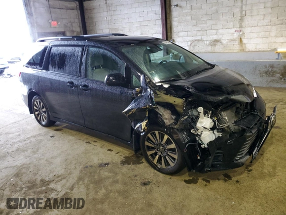 2020 Toyota Sienna LE with VIN 5TDJZ3DC4LS251654, listed as a Copart auction lot 82465304 with 140,250 mi miles and Salvage title. Bid and sale history available at DreamBid. Image 4.