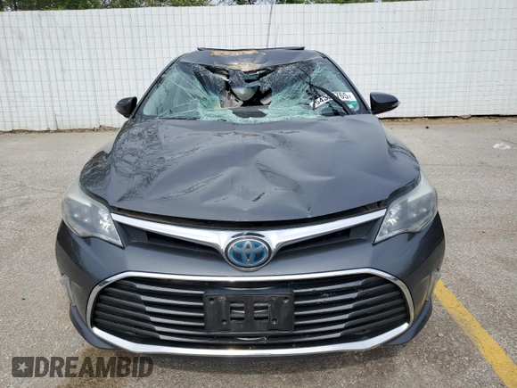 2016 Toyota Avalon XLE Premium z VIN 4T1BD1EB5GU056821, wystawiony jako Copart lot #54359765 z przebiegiem 106 819 mil mil oraz Szkoda całkowita • Salvage title. Historia ofert i sprzedaży dostępna na DreamBid. Obrazek 5.