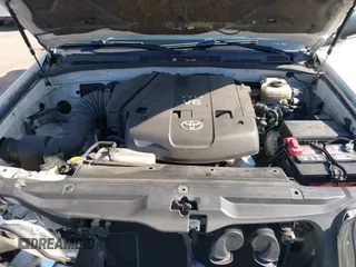 2004 Toyota 4Runner SR5 with VIN JTEBU14R340037122, listed as a IAAI auction lot 42206233 with 177,090 mi miles and . Bid and sale history available at DreamBid. Image 10.