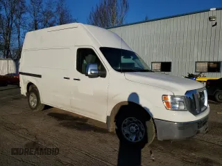 2012 Nissan NV SV z VIN 1N6BF0LY9CN116777, wystawiony jako Copart lot #45155225 z przebiegiem 159 708 mil mil oraz Szkoda całkowita • Salvage title. Historia ofert i sprzedaży dostępna na DreamBid. Obrazek 4.