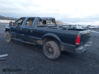 2004 Ford Super Duty F-250 XL with VIN 1FTNW21S24EA89210, listed as a IAAI auction lot 41219466 with 169,983 mi miles. Bid and sale history available at carsss.com. Image 3.