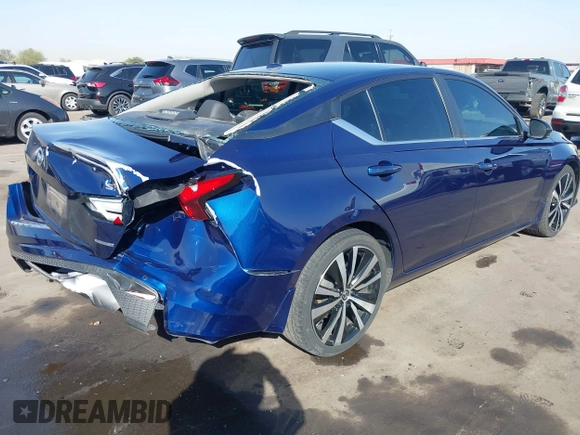 2022 Nissan Altima 2.0 SR with VIN 1N4AL4CV0NN366146, listed as a IAAI auction lot 41700936 with 42,846 mi miles. Bid and sale history available at carsss.com. Image 4.