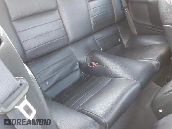 2011 Ford Mustang V6 с VIN 1ZVBP8EM6B5156965, выставлен на аукционе IAAI как лот 42600093 с пробегом 165 868 миль миль и . История ставок и продаж доступна на DreamBid. Изображение 8.