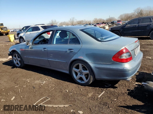 2007 Mercedes-Benz E-Class 3.5L with VIN WDBUF87X27X217583, listed as a Copart auction lot 46583005 with 131,765 mi miles and Salvage Title. Bid and sale history available at carsss.com. Image 2.