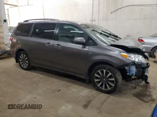 2018 Toyota Sienna XLE with VIN 5TDDZ3DCXJS208964, listed as a Copart auction lot 48735855 with 60,426 mi miles and Salvage Title. Bid and sale history available at carsss.com. Image 4.