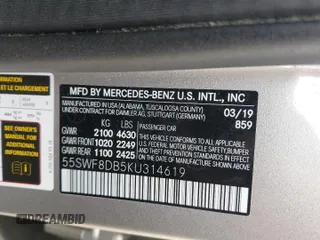 2019 Mercedes-Benz C 300 z VIN 55SWF8DB5KU314619, wystawiony jako Copart lot #58915565 z przebiegiem 72 203 mil mil oraz Szkoda całkowita • Salvage title. Historia ofert i sprzedaży dostępna na DreamBid. Obrazek 12.
