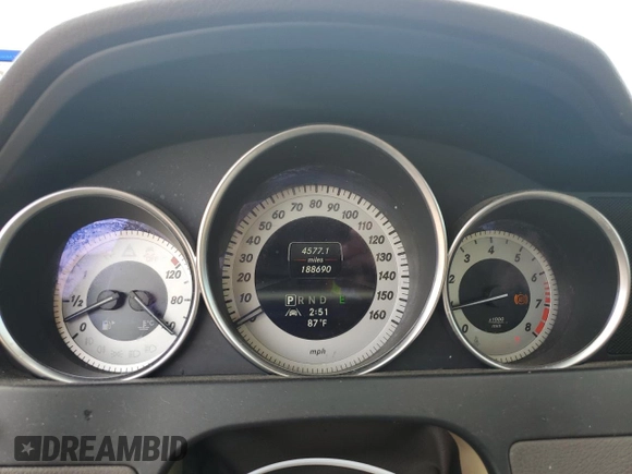 2013 Mercedes-Benz C 350 with VIN WDDGJ5HB4DG079044, listed as a Copart auction lot 69685264 with 188,690 mi miles and Clean Title. Bid and sale history available at carsss.com. Image 9.