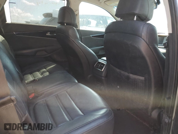 2017 Kia Sorento EX with VIN 5XYPH4A17HG189323, listed as a Copart auction lot 63041315 with 177,092 mi miles and Clean title. Bid and sale history available at DreamBid. Image 11.