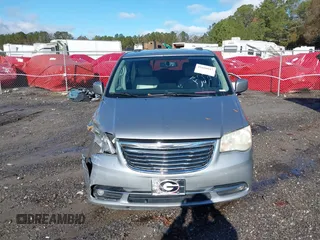 2013 Chrysler Town & Country Touring with VIN 2C4RC1BG8DR775222, listed as a IAAI auction lot 41080043 with 248,000 mi miles. Bid and sale history available at carsss.com. Image 12.