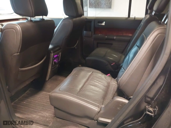 2009 Ford Flex Limited with VIN 2FMEK63C89BA19539, listed as a IAAI auction lot 41872745 with 224,422 mi miles. Bid and sale history available at carsss.com. Image 8.