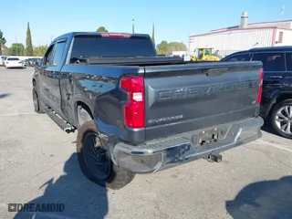 2019 Chevrolet Silverado 1500 LT with VIN 3GCPWCED1KG236908, listed as a IAAI auction lot 41743457 with 78,478 mi miles. Bid and sale history available at carsss.com. Image 3.
