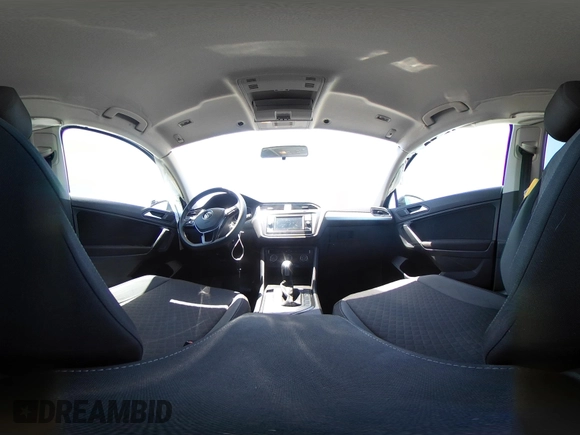 2019 Volkswagen Tiguan S с VIN 3VV1B7AX0KM027381, выставлен на аукционе IAAI как лот 42332275 с пробегом 48 632 миль миль и . История ставок и продаж доступна на DreamBid. Изображение 19.