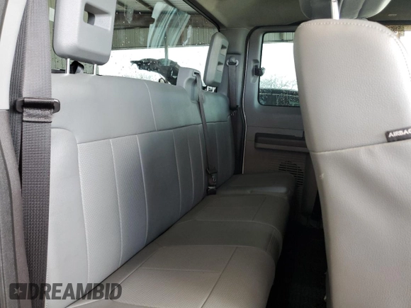 2014 Ford F-350 XL с VIN 1FT8X3A64EEB65496, выставлен на аукционе Copart как лот 52169105 с пробегом 232 857 миль миль и Списание • Salvage title. История ставок и продаж доступна на DreamBid. Изображение 10.