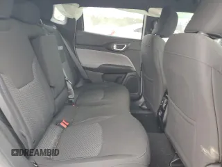 2024 Jeep Compass Sport z VIN 3C4NJDAN8RT157988, wystawiony jako Copart lot #52944995 z przebiegiem 7 740 mil mil oraz Szkoda całkowita • Salvage title. Historia ofert i sprzedaży dostępna na DreamBid. Obrazek 10.