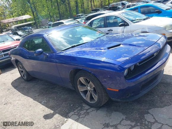 2016 Dodge Challenger SXT Plus with VIN 2C3CDZAG8GH209546, listed as a IAAI auction lot 42007800 with 162,034 mi miles. Bid and sale history available at carsss.com. Image 1.