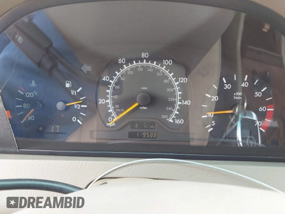 2000 Mercedes-Benz C 230 Kompressor z VIN WDBHA24G9YA851219, wystawiony jako IAAI lot #42392855 z przebiegiem 119 588 mil mil oraz . Historia ofert i sprzedaży dostępna na DreamBid. Obrazek 7.