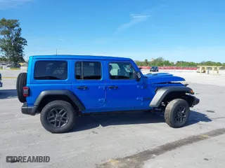 2024 Jeep Wrangler Willys with VIN 1C4PJXDN7RW306925, listed as a IAAI auction lot 41204630 with 831 mi miles. Bid and sale history available at carsss.com. Image 14.