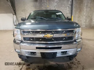 2013 Chevrolet Silverado 1500 LT with VIN 3GCPKSEA1DG144938, listed as a Copart auction lot 75938024 with 139,080 mi miles and Clean Title. Bid and sale history available at DreamBid. Image 5.