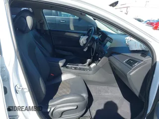 2016 Hyundai Sonata Sport with VIN 5NPE34AFXGH411507, listed as a IAAI auction lot 41592868 with 96,627 mi miles and . Bid and sale history available at DreamBid. Image 5.
