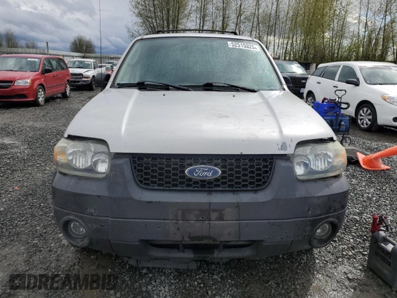 2005 Ford Escape Hybrid z VIN 1FMCU95H75KC07240, wystawiony jako Copart lot #52515925 z przebiegiem 217 237 mil mil oraz Szkoda całkowita • Salvage title. Historia ofert i sprzedaży dostępna na DreamBid. Obrazek 5.