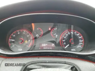 2014 Dodge Dart SXT z VIN 1C3CDFBB2ED909560, wystawiony jako Copart lot #45511025 z przebiegiem 164 749 mil mil oraz Szkoda całkowita • Salvage title. Historia ofert i sprzedaży dostępna na DreamBid. Obrazek 9.