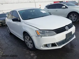 2012 Volkswagen Jetta Sedan S with VIN 3VW2K7AJ0CM401369, listed as a IAAI auction lot 41178544 with 142,137 mi miles. Bid and sale history available at carsss.com. Image 1.