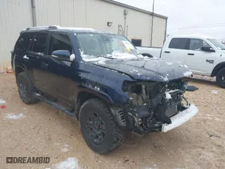 2020 Toyota 4Runner SR5 with VIN JTEBU5JR1L5805614, listed as a IAAI auction lot 41295454 with 50,385 mi miles. Bid and sale history available at carsss.com. Image 1.