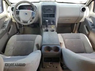 2007 Ford Explorer XLT z VIN 1FMEU73867UA47570, wystawiony jako Copart lot #56830095 z przebiegiem 207 932 mil mil oraz Szkoda całkowita • Salvage title. Historia ofert i sprzedaży dostępna na DreamBid. Obrazek 8.