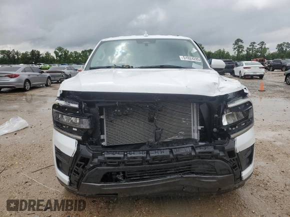 2024 Ford Expedition Max XLT with VIN 1FMJK1H8XREB02917, listed as a Copart auction lot 51924285 with 2,632 mi miles and Salvage Title. Bid and sale history available at DreamBid. Image 5.