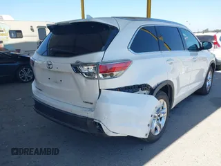 2015 Toyota Highlander Limited z VIN 5TDYKRFH0FS046559, wystawiony jako IAAI lot #42288804 z przebiegiem 106 643 mil mil oraz . Historia ofert i sprzedaży dostępna na DreamBid. Obrazek 4.