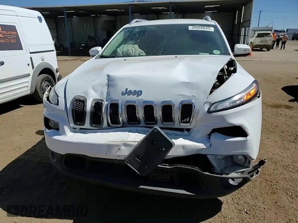 2015 Jeep Cherokee Latitude z VIN 1C4PJMCSXFW746980, wystawiony jako Copart lot #50666645 z przebiegiem 91 864 mil mil oraz Szkoda całkowita • Salvage title. Historia ofert i sprzedaży dostępna na DreamBid. Obrazek 12.