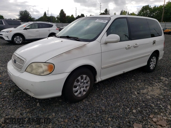 2004 Kia Sedona LX with VIN KNDUP131346544101, listed as a Copart auction lot 72207784 with 0 mi miles and Salvage Title. Bid and sale history available at carsss.com. Image 1.