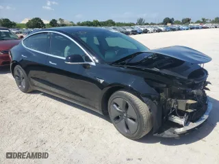 2019 Tesla Model 3 Long Range with VIN 5YJ3E1EB8KF391286, listed as a Copart auction lot 52175035 with 25,384 mi miles and Salvage Title. Bid and sale history available at carsss.com. Image 4.