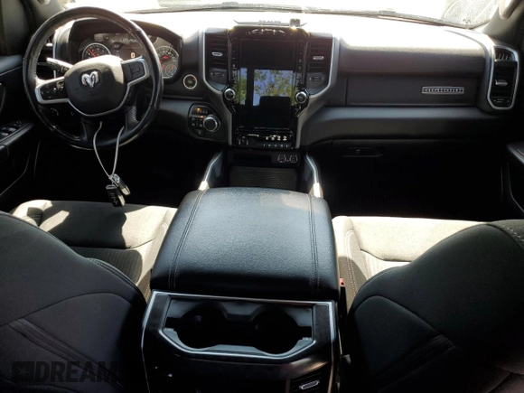 2020 Ram 1500 Big Horn с VIN 1C6SRFFT9LN364080, выставлен на аукционе Copart как лот 53562285 с пробегом 69 521 миль миль и Списание • Salvage title. История ставок и продаж доступна на DreamBid. Изображение 8.