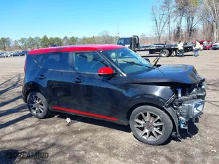 2020 Kia Soul GT-Line with VIN KNDJ63AU1L7079387, listed as a IAAI auction lot 41900942 with 31,916 mi miles. Bid and sale history available at carsss.com. Image 13.