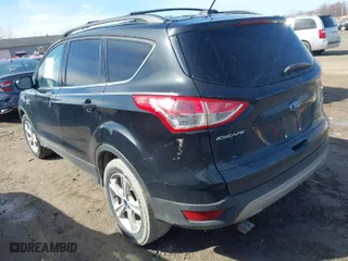 2014 Ford Escape SE with VIN 1FMCU9GX2EUE19004, listed as a IAAI auction lot 41737486 with 1 mi miles. Bid and sale history available at carsss.com. Image 3.