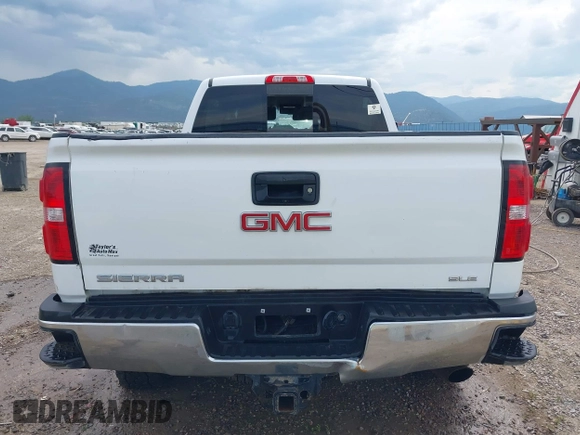 2018 GMC Sierra 2500HD SLE с VIN 1GT12SEG5JF253443, выставлен на аукционе IAAI как лот 41742414 с пробегом Не указан миль и . История ставок и продаж доступна на DreamBid. Изображение 16.